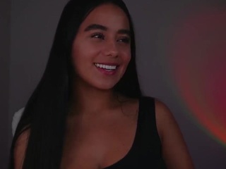 Live webcam model dafnee-ds on Soda Cams