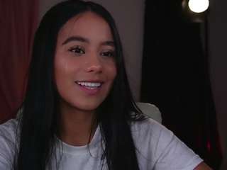 dafnee-ds Live Webcam on CamSoda