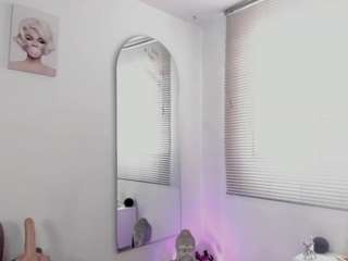 missvaleriewatts Live Webcam on CamSoda