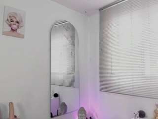 missvaleriewatts webcam