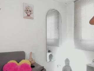 missvaleriewatts Live Webcam on CamSoda