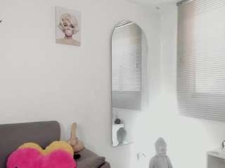 missvaleriewatts Live Webcam on CamSoda