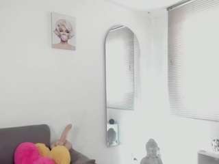 missvaleriewatts Live Webcam on CamSoda