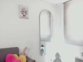 missvaleriewatts Live Webcam on CamSoda