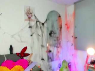 missvaleriewatts Live Webcam on CamSoda