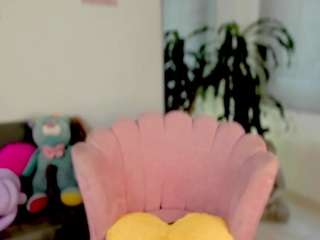 missvaleriewatts's CamSoda show and profile