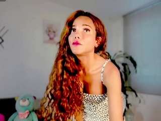 missvaleriewatts live cam profile