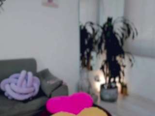 Questo modello è in diretta ora. missvaleriewatts