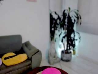 missvaleriewatts live webcam show