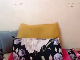 HUGE42DD's Live Sex Cam Show