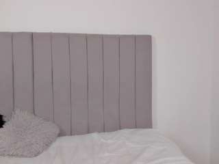 melody-blossom webcam