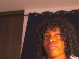 Live webcam model melody-blossom on Soda Cams