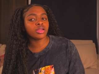 melody-blossom Live Webcam on CamSoda