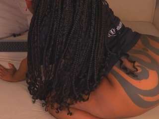 melody-blossom Live Webcam on CamSoda