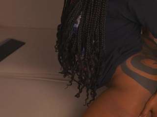 melody-blossom Live Webcam on CamSoda