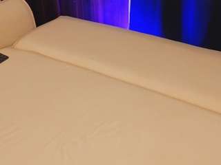 melody-blossom Live Webcam on CamSoda