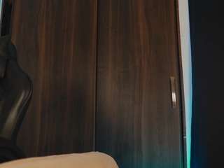 melody-blossom webcam