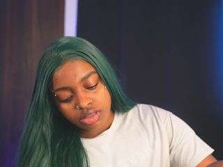 melody-blossom webcam