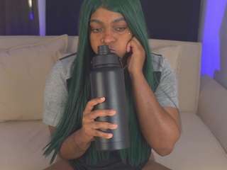 melody-blossom Live Webcam on CamSoda