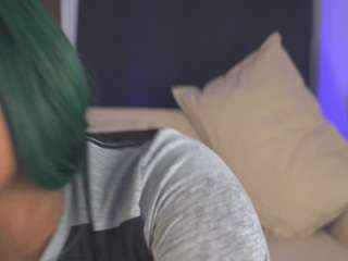 Live webcam model melody-blossom on Soda Cams