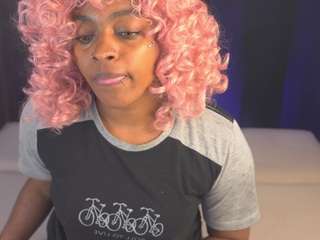 melody-blossom Live Webcam on CamSoda