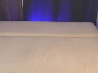 melody-blossom Live Webcam on CamSoda