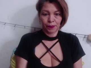 le modèle samanthawhatson est en webcam porno dans un show sur le site camsoda, il possède les tags suivants: anal,granny,toys,tattoos,striptease,smoking,orgasm,middle-aged,mature,lush,ass,lovense,fingering,erotic-dance,domination,doggy-style,dildo-or-vibrator,dildo,cum,brown eyes