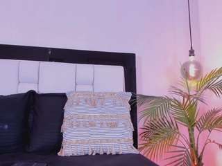 hanna-palmer Live Webcam on CamSoda