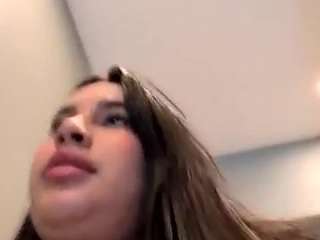 alicia-lanz Live Webcam on CamSoda
