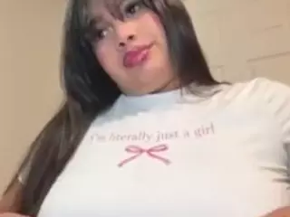Aliii's Live Sex Cam Show