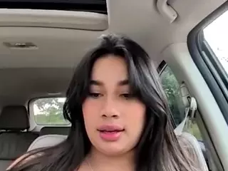 Aliii's Live Sex Cam Show