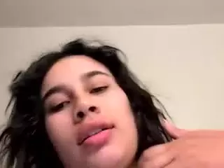 Aliii's Live Sex Cam Show