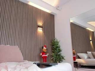 cloeharp's CamSoda show and profile