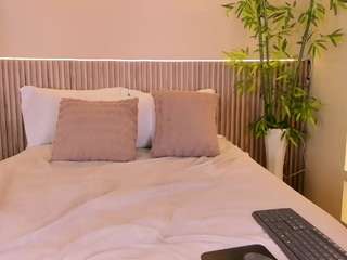CloeHarp live webcam show