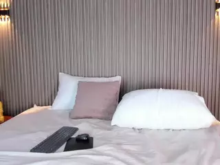 CloeHarp's Live Sex Cam Show