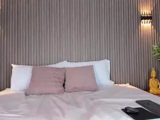 CloeHarp's Live Sex Cam Show