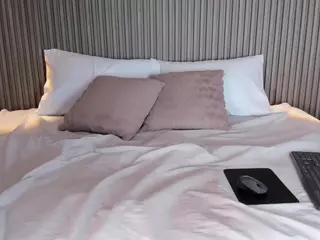 CloeHarp's Live Sex Cam Show