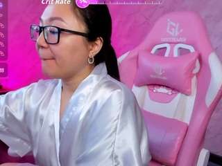 gentle-muse's CamSoda show and profile