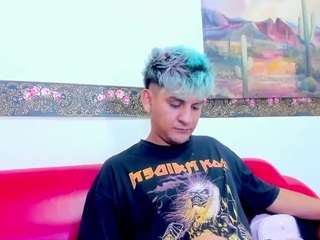 may-jhon Live Webcam on CamSoda
