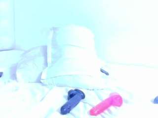 tiny-whore18 Live Webcam on CamSoda