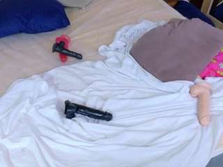 tiny-whore18