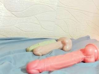 tiny-whore18