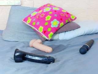 tiny-whore18