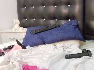 tiny-whore18