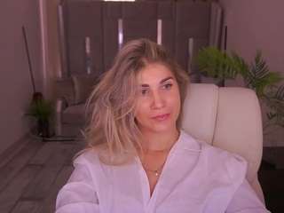 Petite Solo Squirt camsoda cassandragood