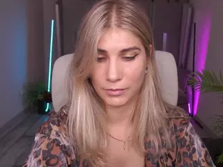 cassandragood's Live Sex Cam Show