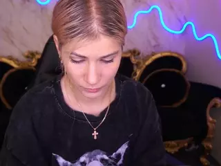 cassandragood's Live Sex Cam Show