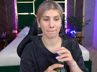 cassandragood's Live Sex Cam Show