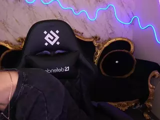 cassandragood's Live Sex Cam Show