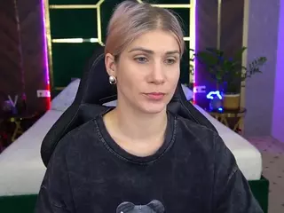 cassandragood's Live Sex Cam Show